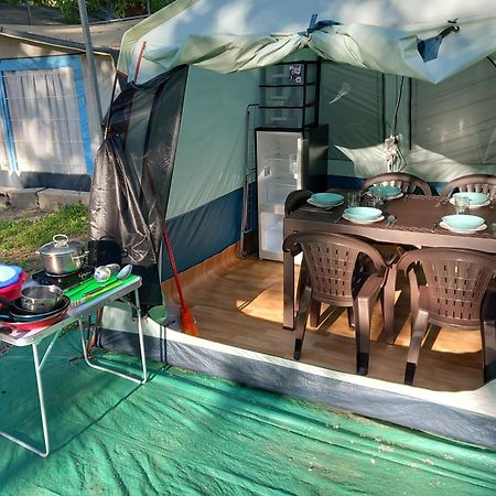 Fondón Camping Valle Del Andarax מראה חיצוני תמונה