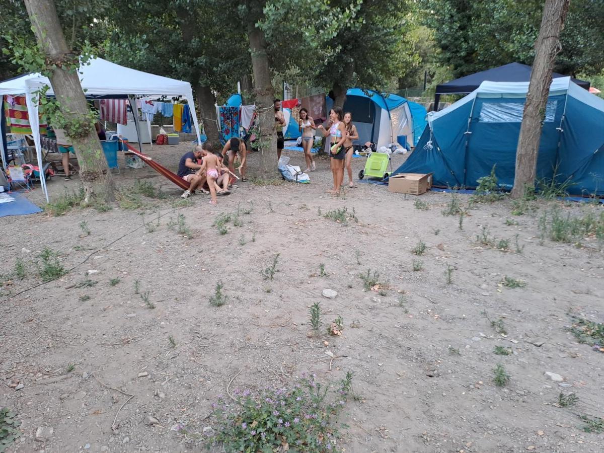 Fondón Camping Valle Del Andarax מראה חיצוני תמונה