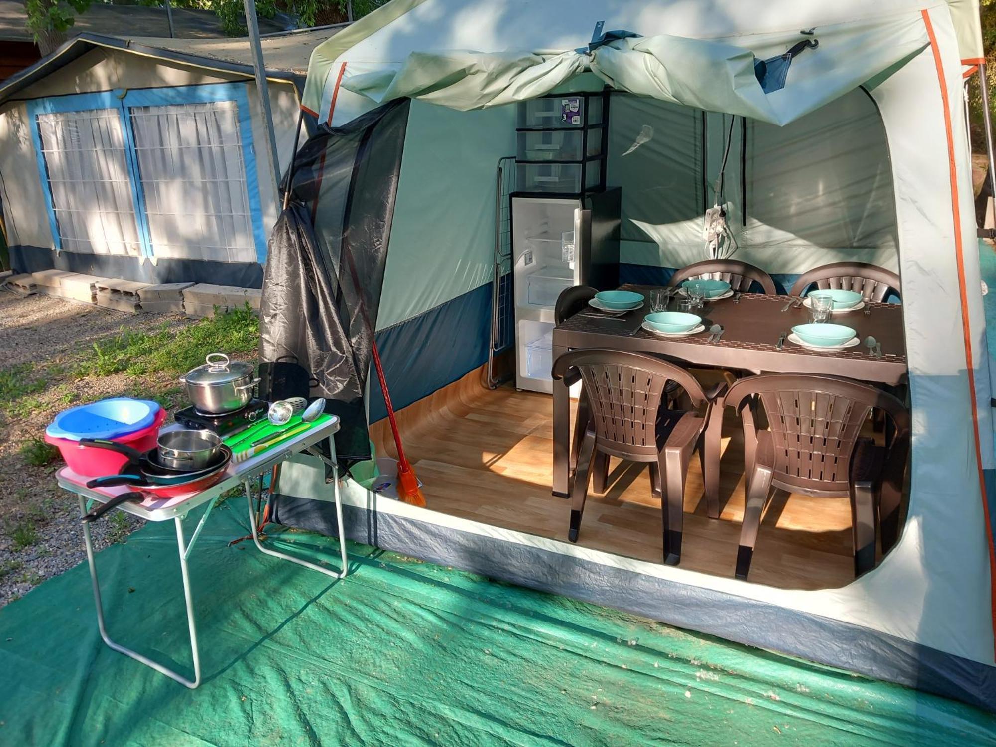 Fondón Camping Valle Del Andarax מראה חיצוני תמונה