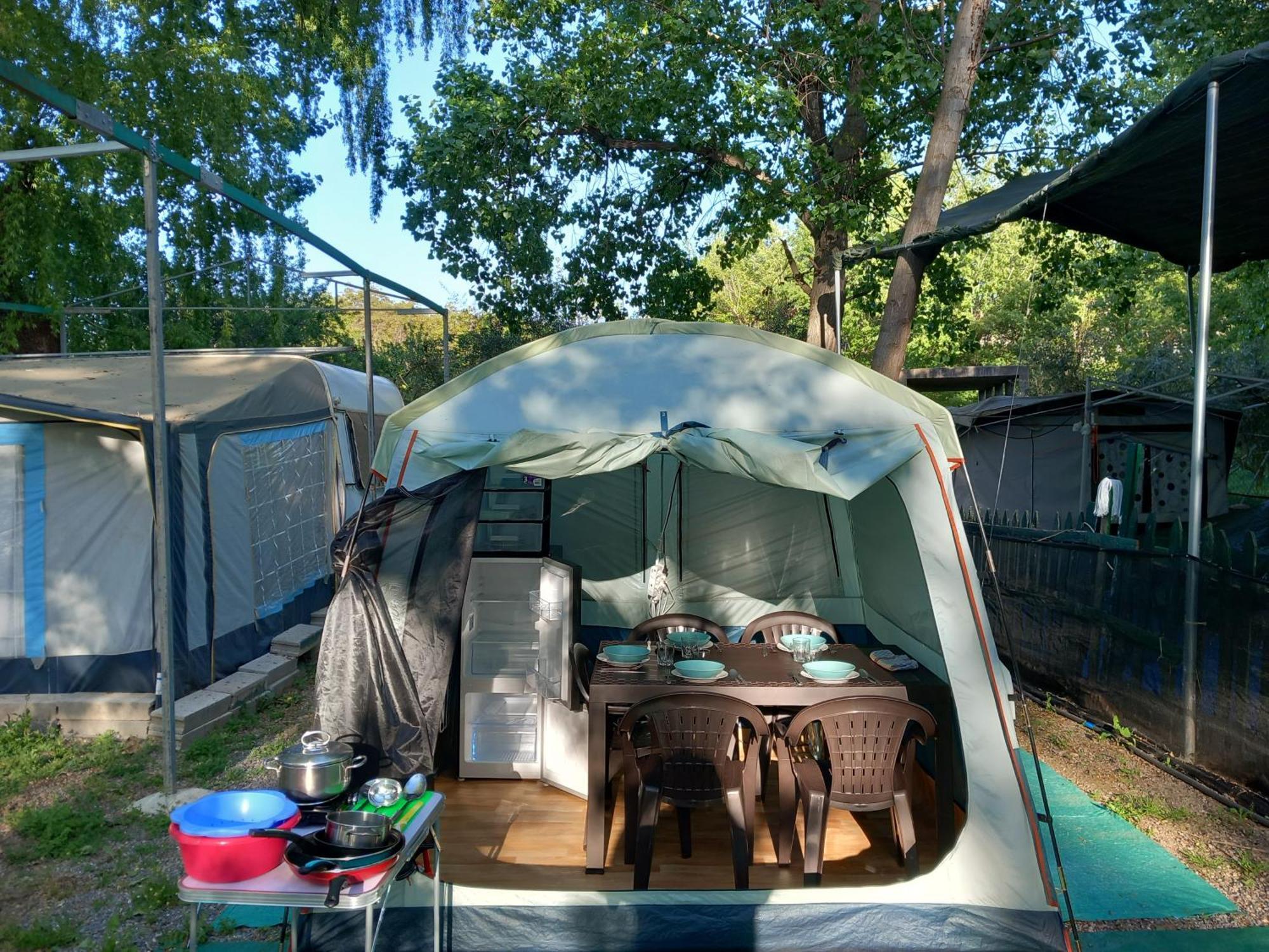 Fondón Camping Valle Del Andarax מראה חיצוני תמונה